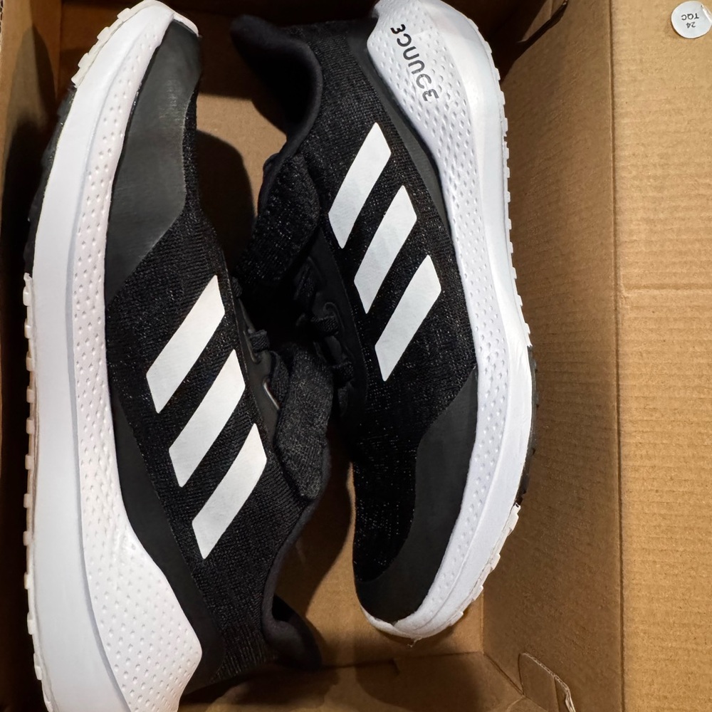 Adidas EQ21 RUN EL K